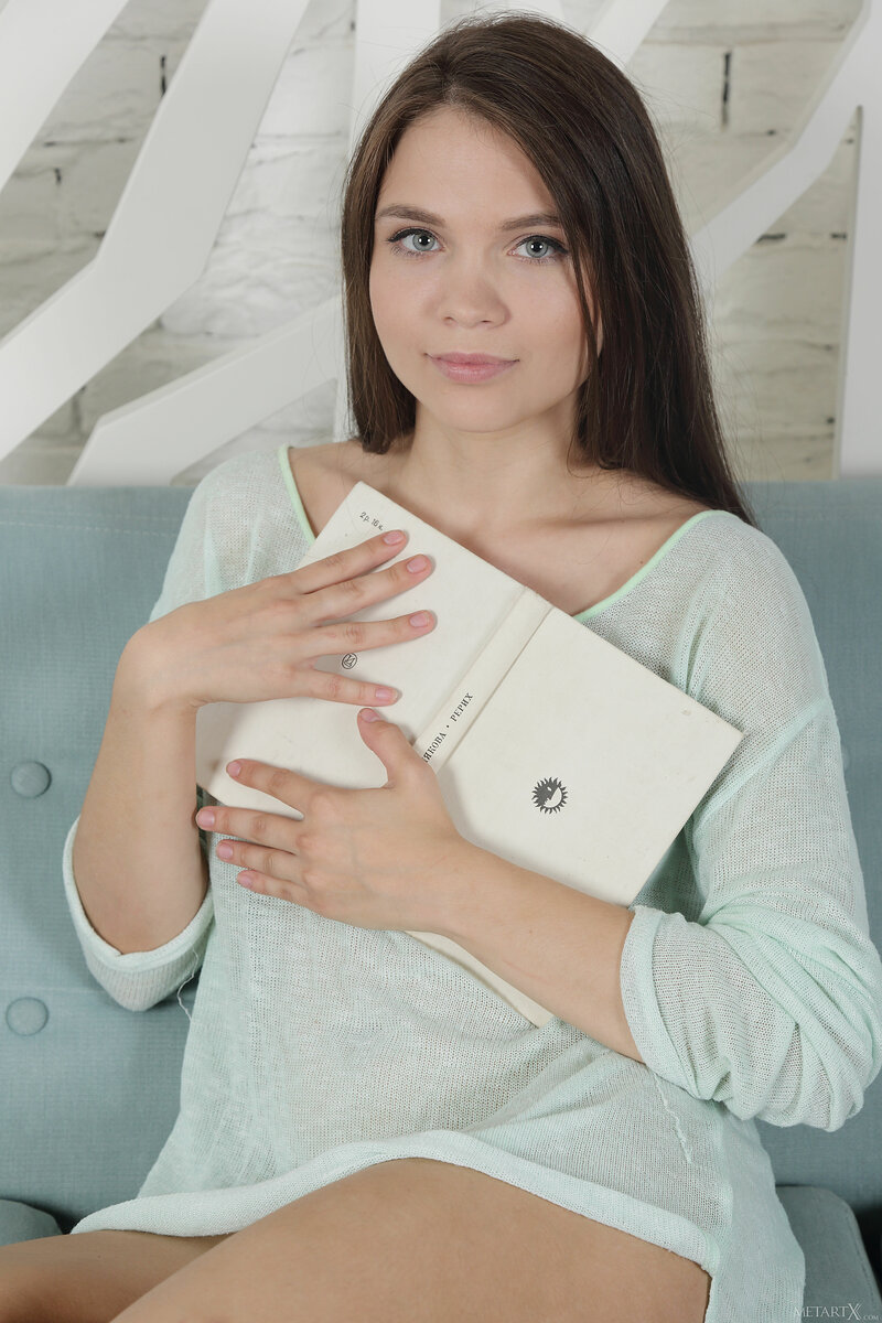 Агриппина, 30
